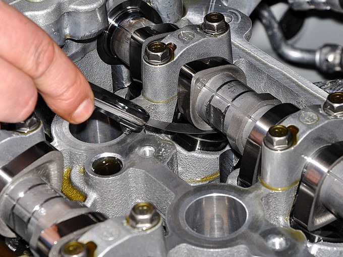 Регулировка клапанов: что это и зачем она нужна